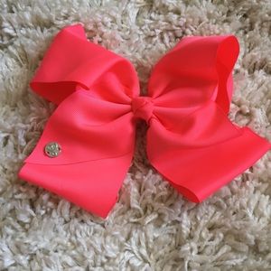 Hair bow